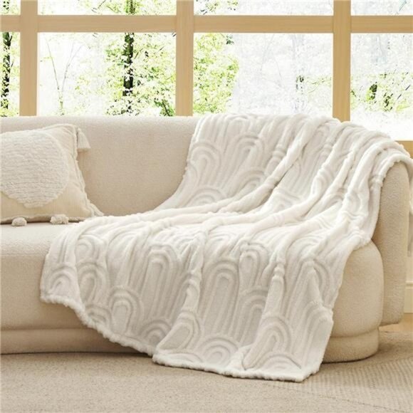 NEW West Elm Boho White Knit Fur Ultra Soft Throw Blanket Bedding - 60